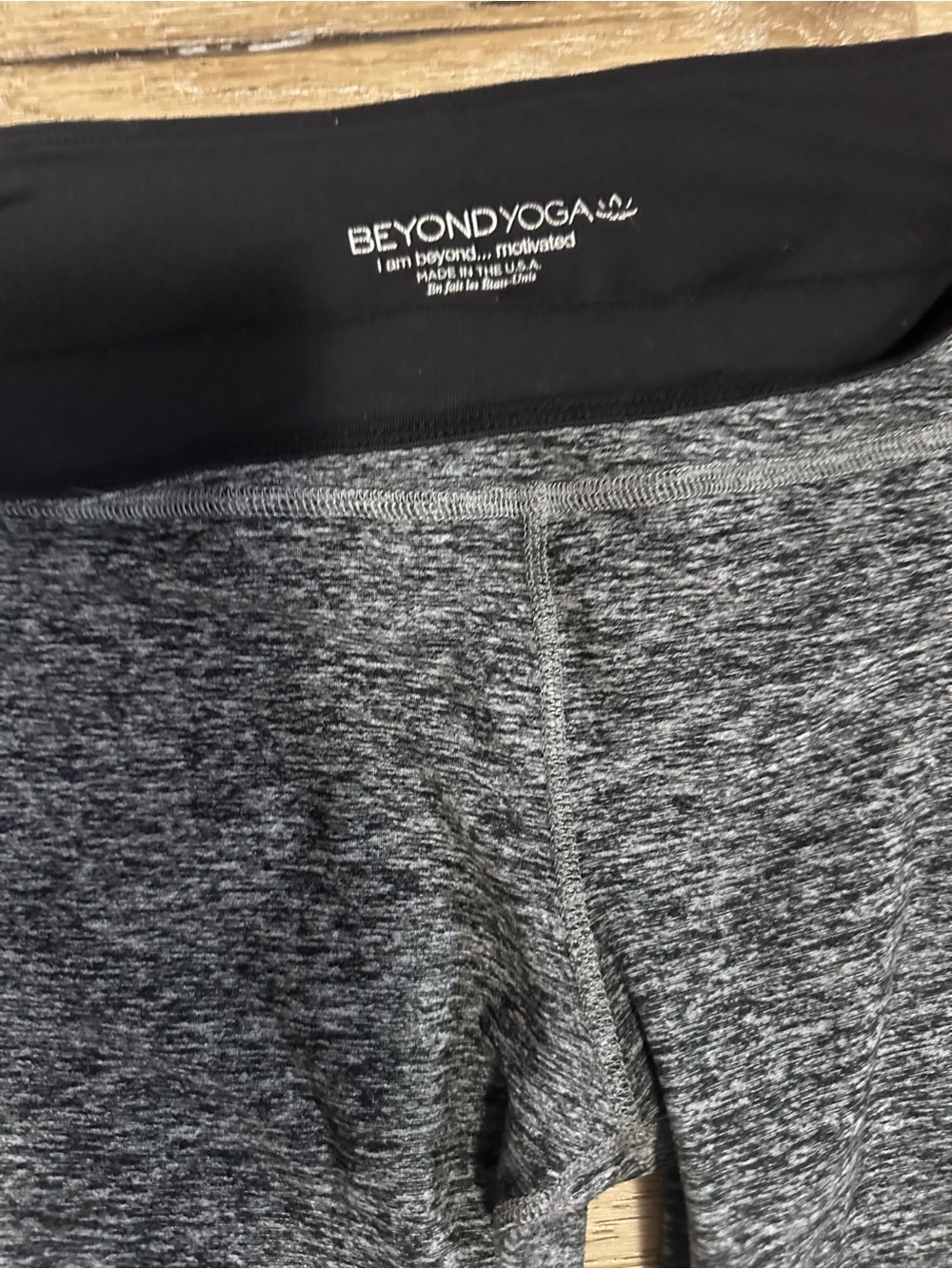 Beyond Yoga Dark Heather Gray Leggings - Picture 2 of 2